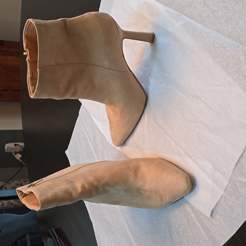 Womens beige ankle boots/ booties